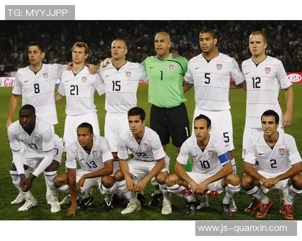 上海足球队在联合会杯积分榜中以77分稳居第一名 上海足球队在联合会杯积分榜中以77分稳居第一名